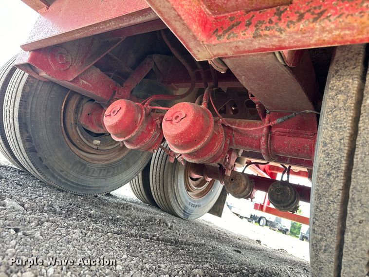 image for item EG1648 2002 Fontaine  FTW-5-8036AW tank trailer