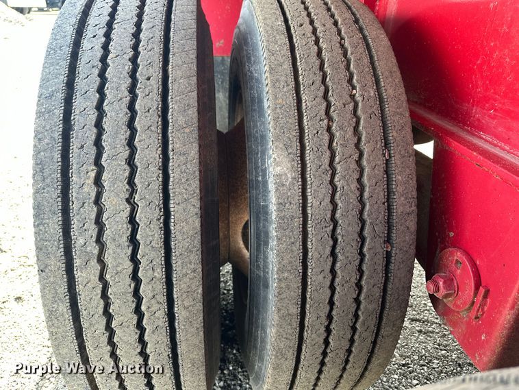 image for item EG1648 2002 Fontaine  FTW-5-8036AW tank trailer