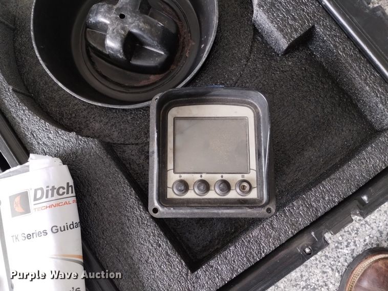 image for item EG9883 2018 Ditch Witch TKD guidance system