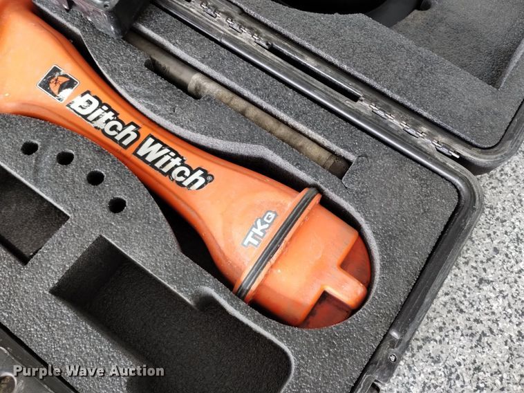 image for item EG9885 2017 Ditch Witch TKQ guidance system