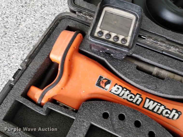 image for item EG9885 2017 Ditch Witch TKQ guidance system