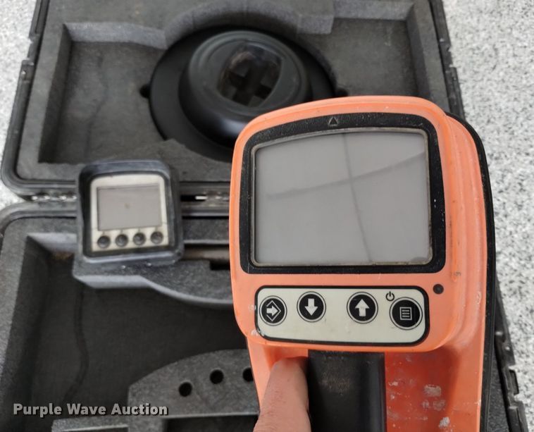 image for item EG9885 2017 Ditch Witch TKQ guidance system