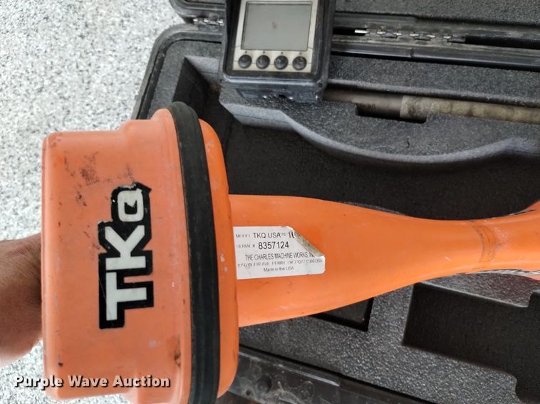 image for item EG9885 2017 Ditch Witch TKQ guidance system