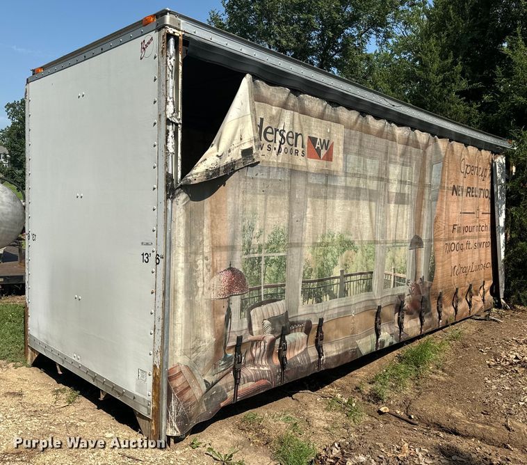 image for item EI4006 Brown side curtain box bed