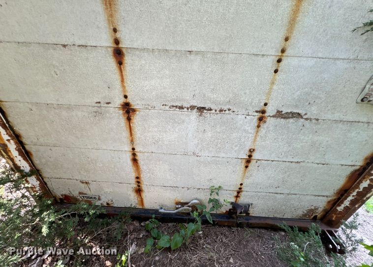 image for item EI4006 Brown side curtain box bed