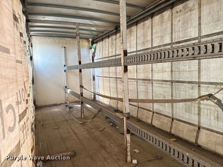 image for item EI4006 Brown side curtain box bed