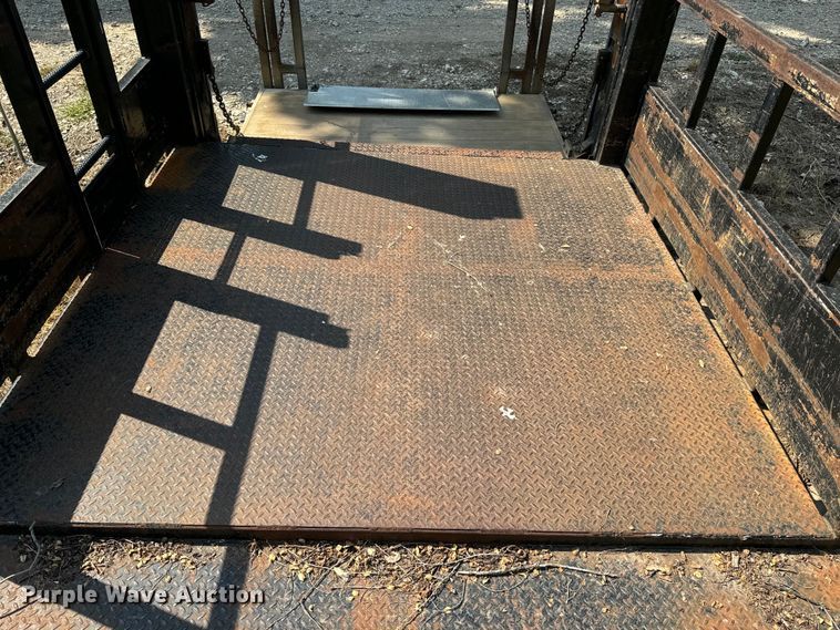 image for item EI4007 Morgan flat bed