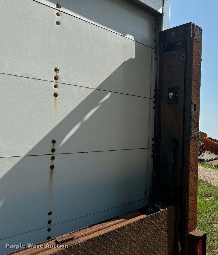 image for item EI4008 Brown box bed