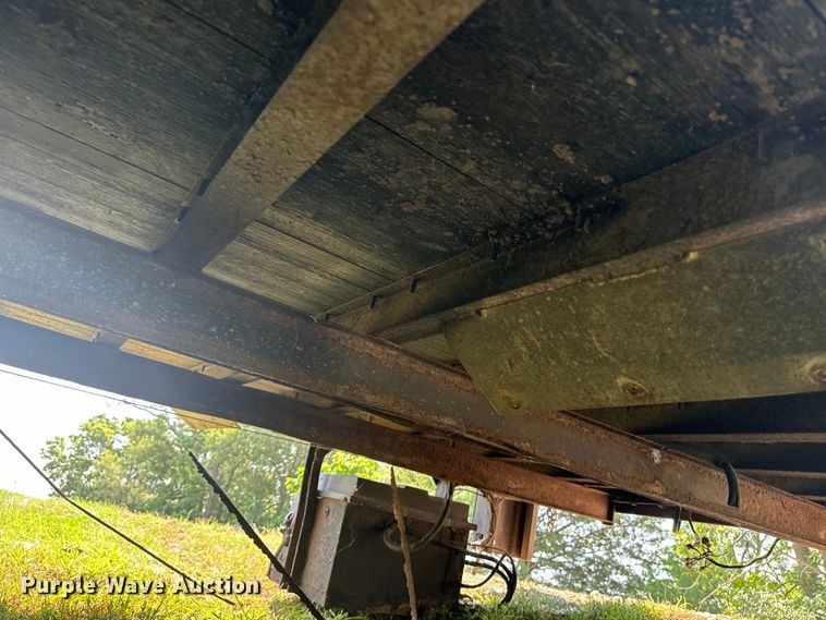 image for item EI4008 Brown box bed