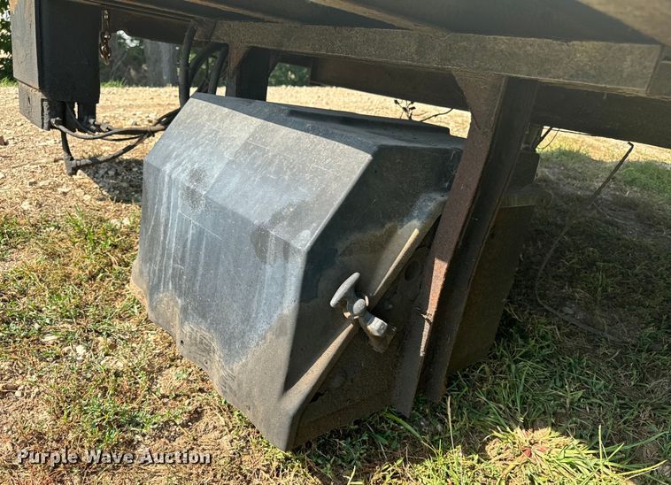 image for item EI4008 Brown box bed