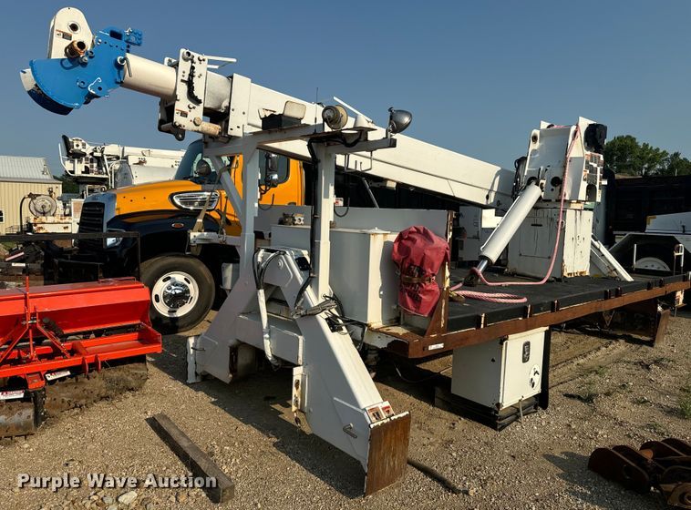 image for item EI4010 2014 Altec D3055 Crane