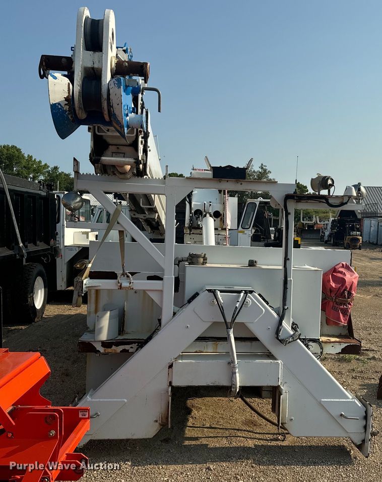 image for item EI4010 2014 Altec D3055 Crane