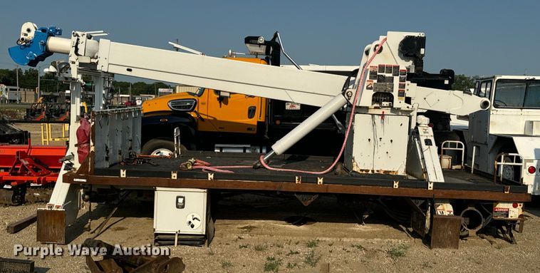 image for item EI4010 2014 Altec D3055 Crane