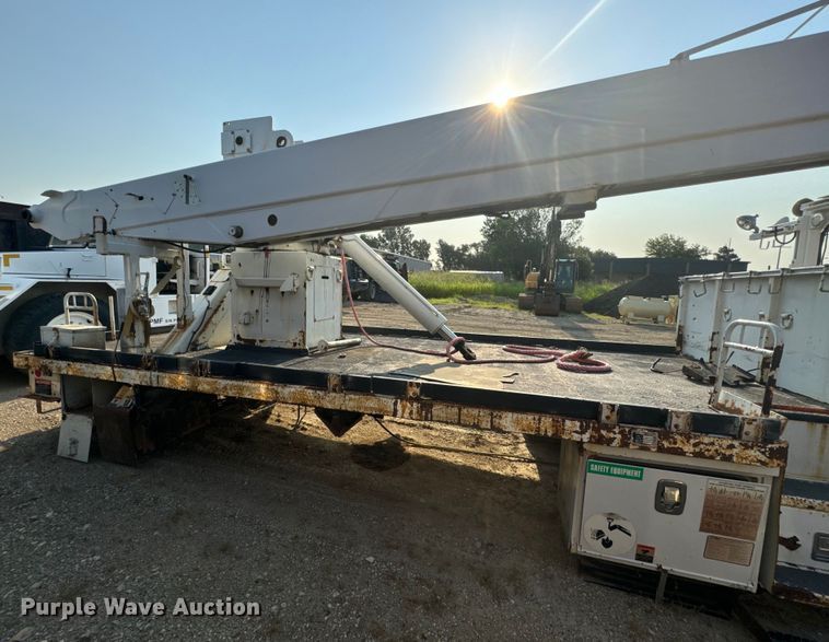 image for item EI4010 2014 Altec D3055 Crane