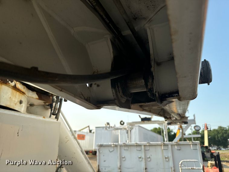 image for item EI4010 2014 Altec D3055 Crane