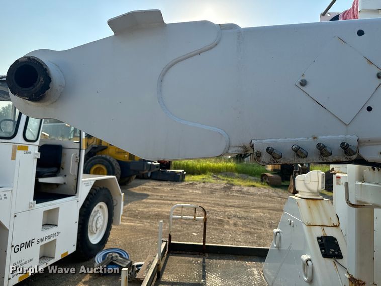 image for item EI4010 2014 Altec D3055 Crane