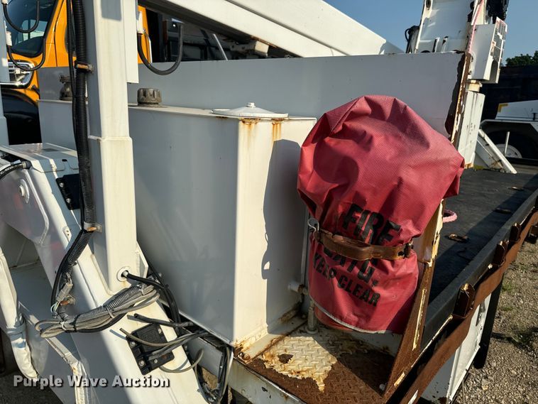 image for item EI4010 2014 Altec D3055 Crane