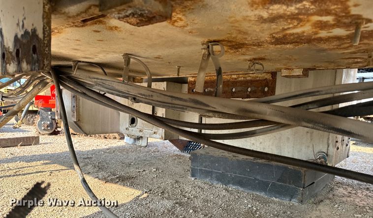 image for item EI4010 2014 Altec D3055 Crane