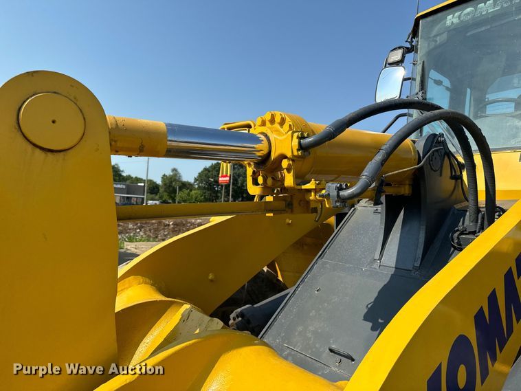 image for item EI4013 2006 Komatsu WA380-5L wheel loader