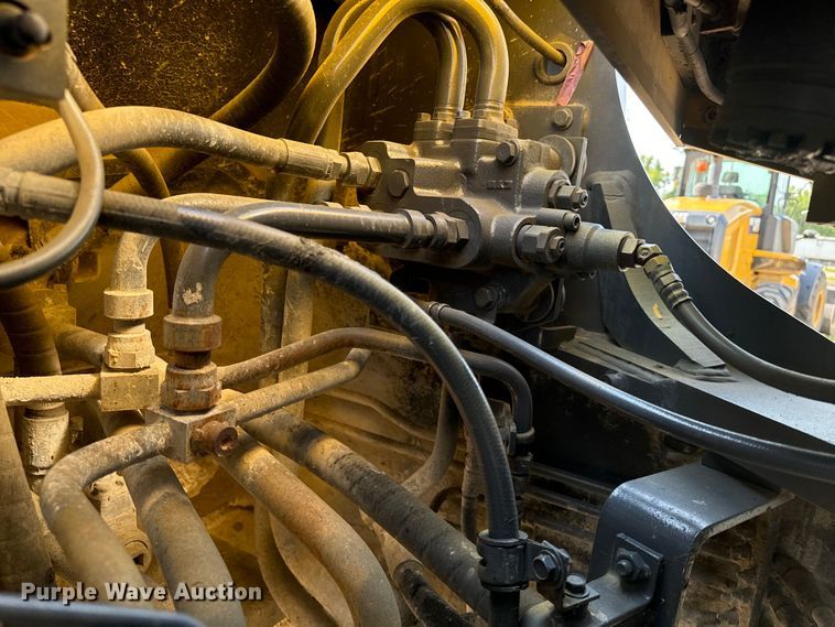 image for item EI4013 2006 Komatsu WA380-5L wheel loader