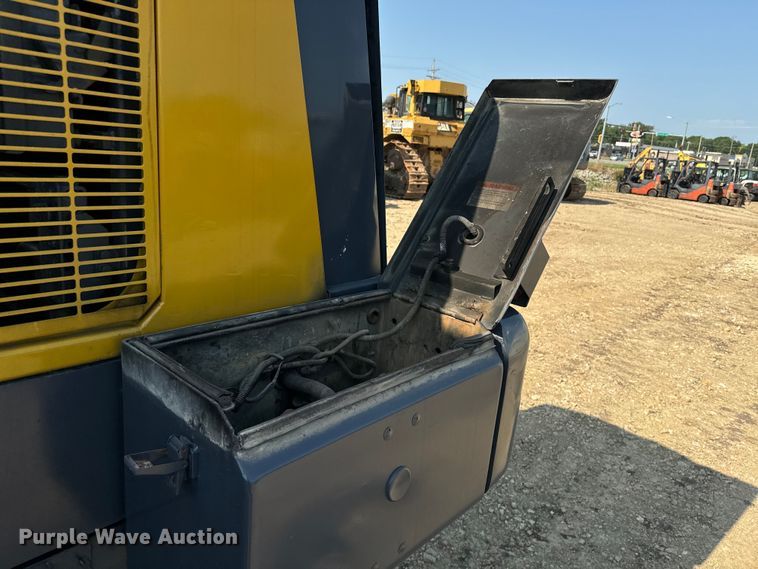 image for item EI4013 2006 Komatsu WA380-5L wheel loader