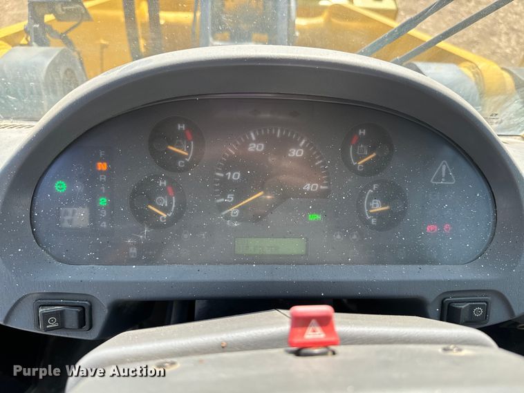 image for item EI4013 2006 Komatsu WA380-5L wheel loader