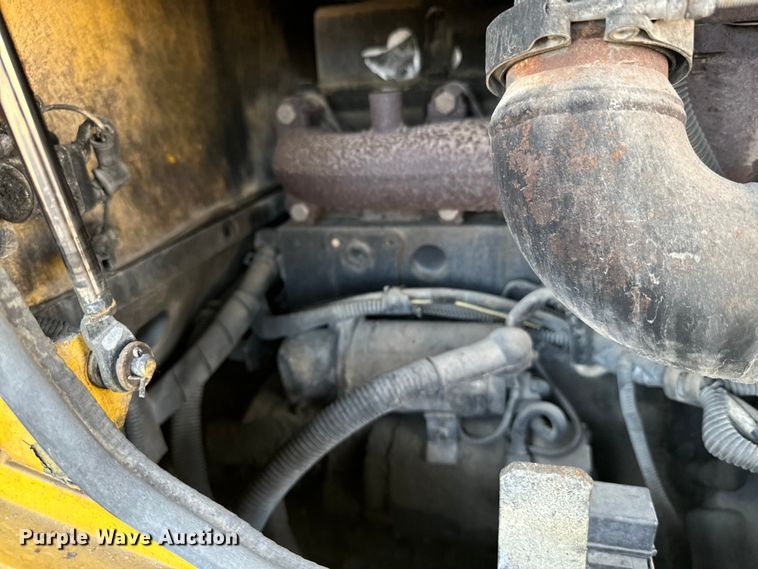 image for item EI4013 2006 Komatsu WA380-5L wheel loader