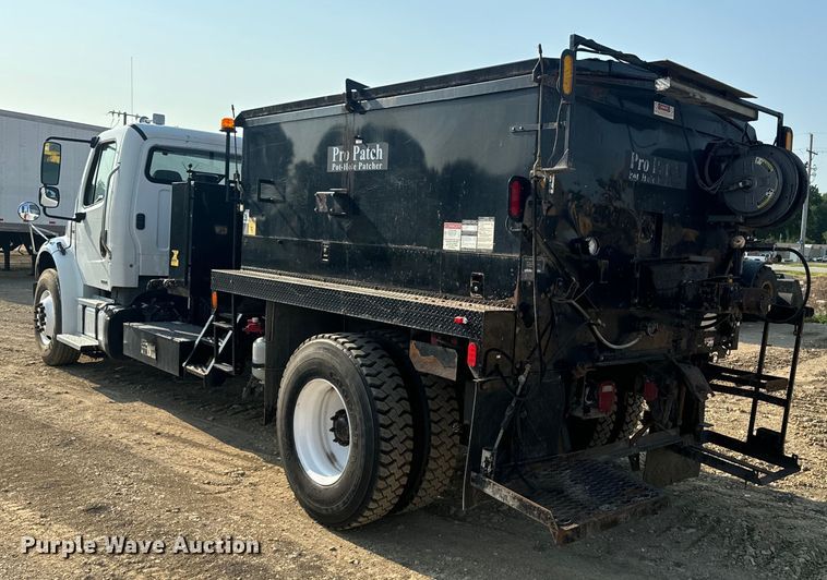 image for item EI4015 2012 Freightliner M2 Business Class pot hole patcher truck