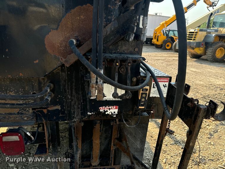 image for item EI4015 2012 Freightliner M2 Business Class pot hole patcher truck