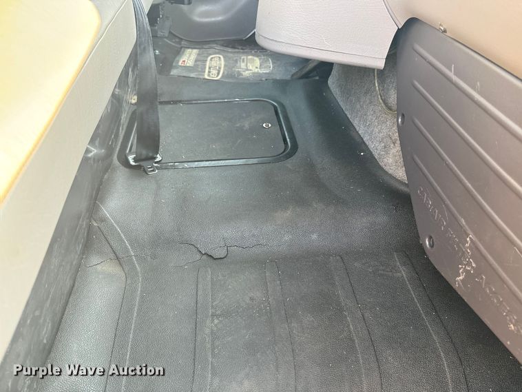 image for item EI4015 2012 Freightliner M2 Business Class pot hole patcher truck