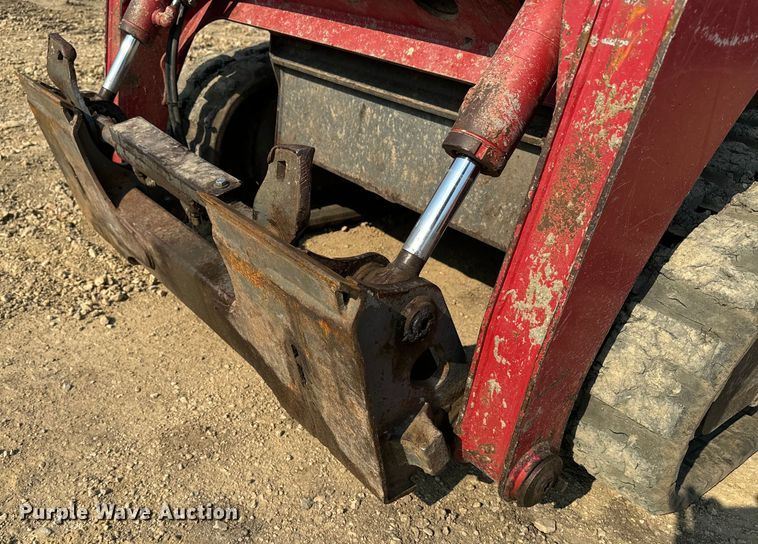 image for item EI4016 2016 Takeuchi TL8 tracked skid steer loader