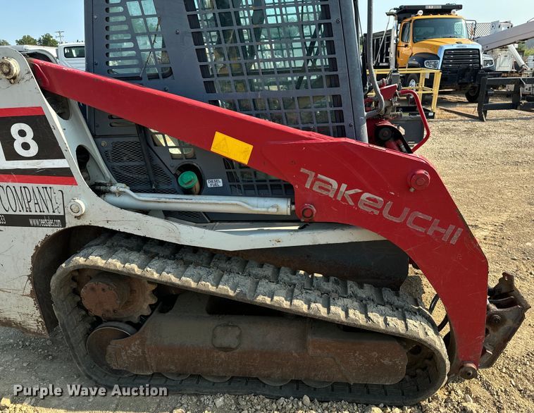 image for item EI4016 2016 Takeuchi TL8 tracked skid steer loader