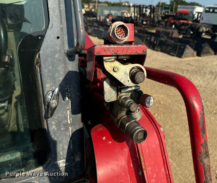 image for item EI4016 2016 Takeuchi TL8 tracked skid steer loader