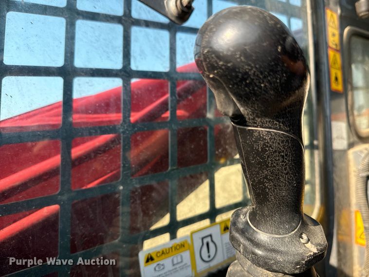 image for item EI4016 2016 Takeuchi TL8 tracked skid steer loader