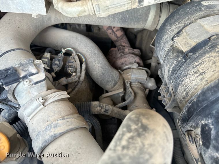 image for item EI4016 2016 Takeuchi TL8 tracked skid steer loader