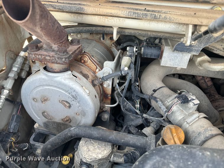 image for item EI4016 2016 Takeuchi TL8 tracked skid steer loader