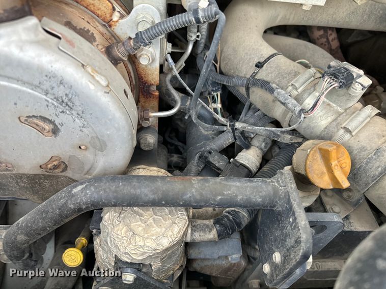 image for item EI4016 2016 Takeuchi TL8 tracked skid steer loader