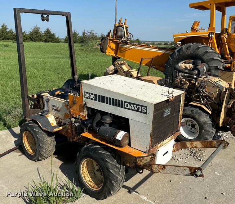 image for item EJ2703 1981 Case Maxi Sneaker  cable plow