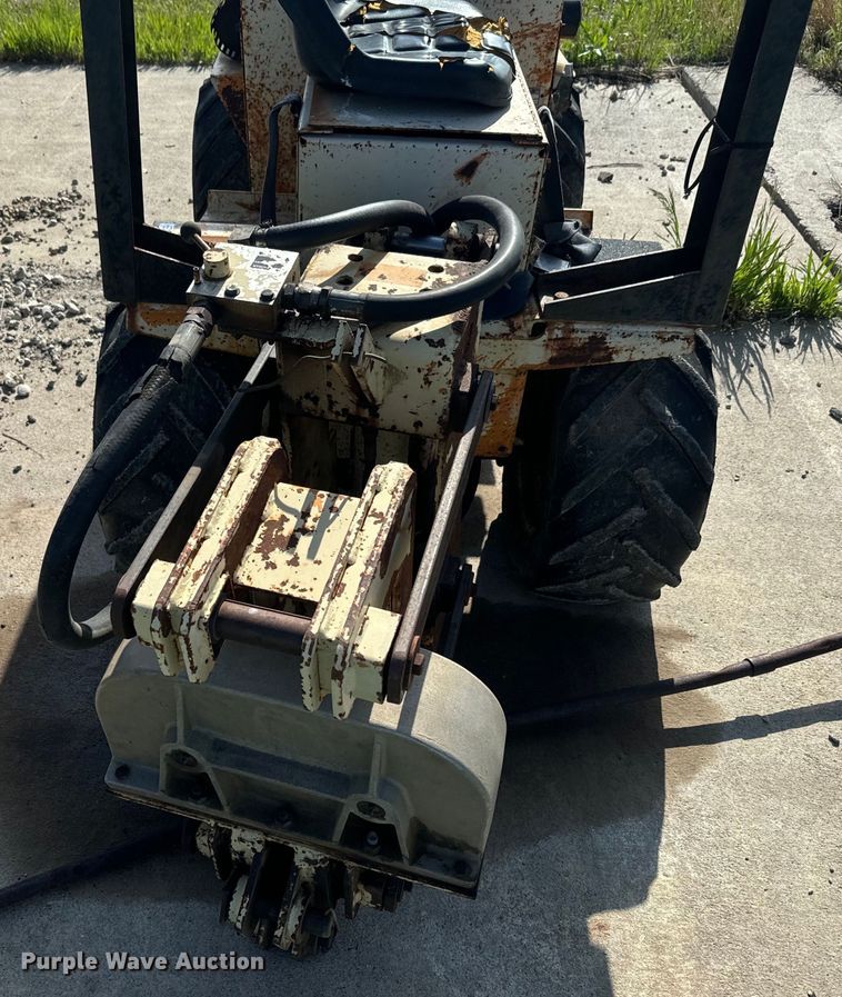 image for item EJ2703 1981 Case Maxi Sneaker  cable plow