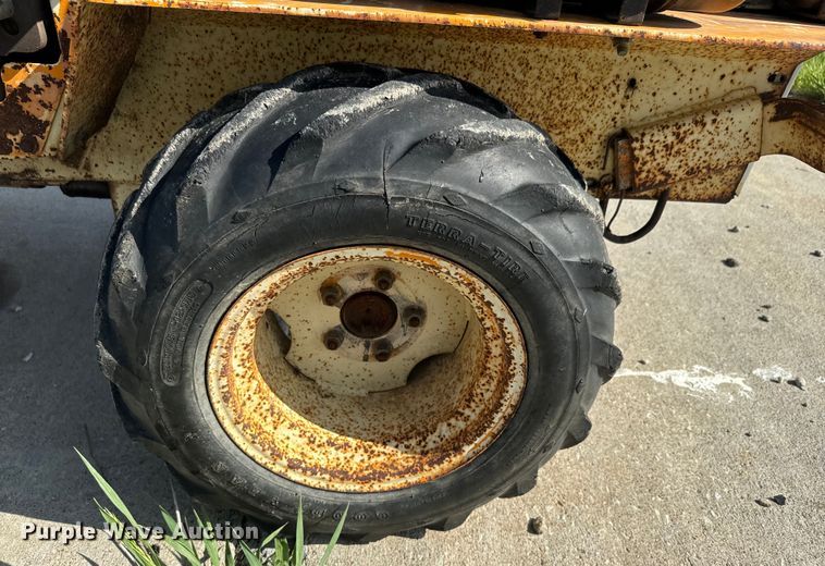 image for item EJ2703 1981 Case Maxi Sneaker  cable plow