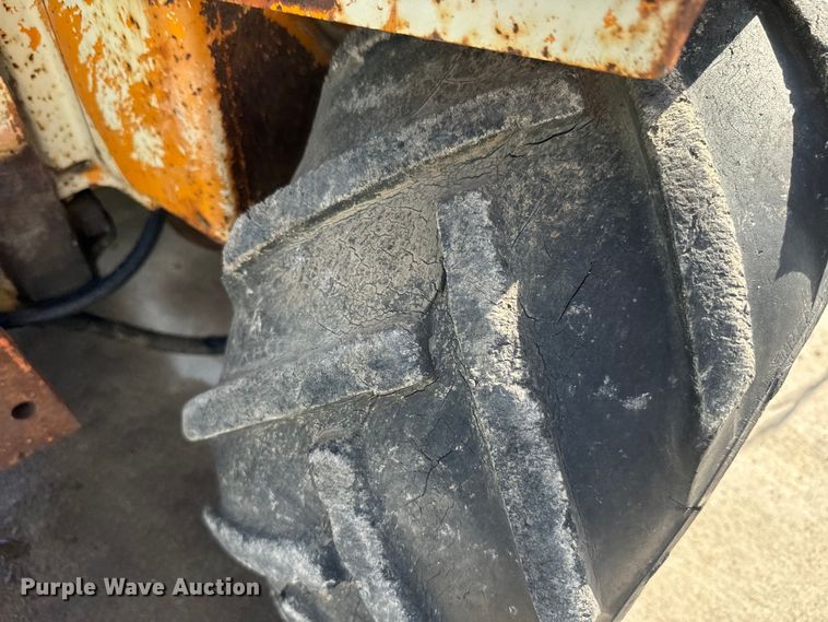 image for item EJ2703 1981 Case Maxi Sneaker  cable plow