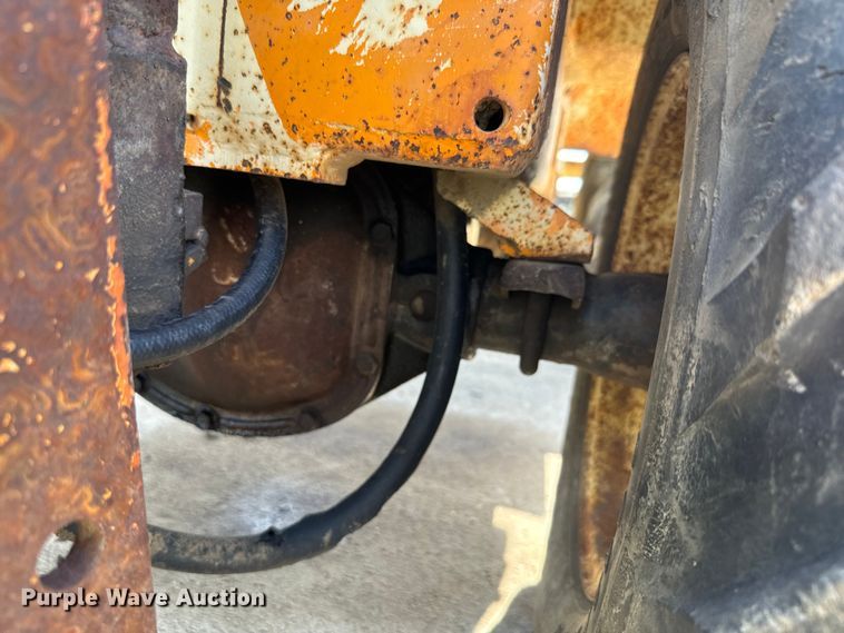 image for item EJ2703 1981 Case Maxi Sneaker  cable plow