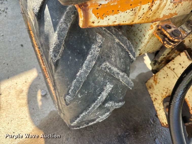 image for item EJ2703 1981 Case Maxi Sneaker  cable plow