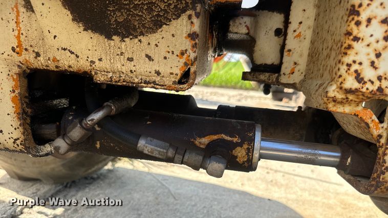 image for item EJ2703 1981 Case Maxi Sneaker  cable plow