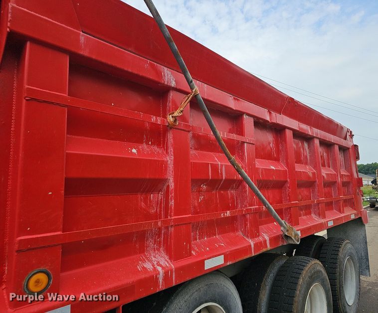 image for item EJ5720 2000 Mack RD690S dump truck