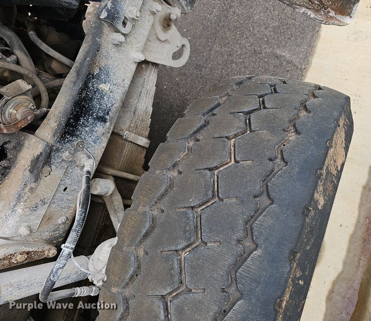 image for item EJ5720 2000 Mack RD690S dump truck