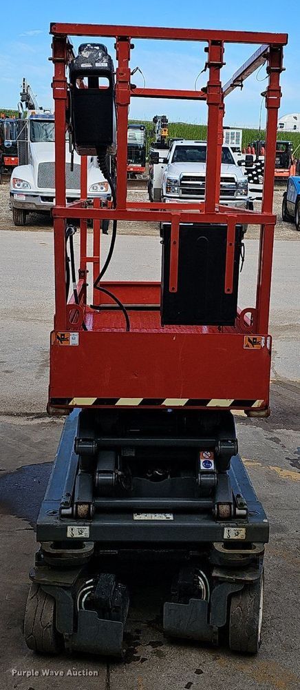 image for item EJ5729 2023 Skyjack SJ3219E scissor lift