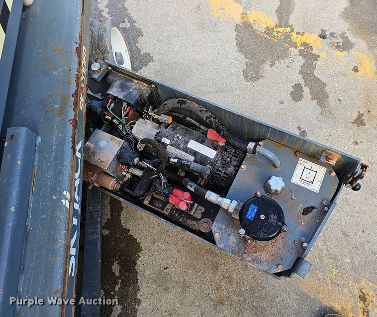 image for item EJ5729 2023 Skyjack SJ3219E scissor lift