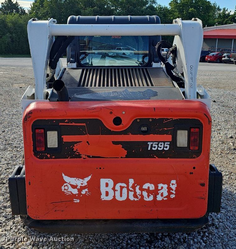 image for item EJ5731 2018 Bobcat  T595 tracked skid steer loader
