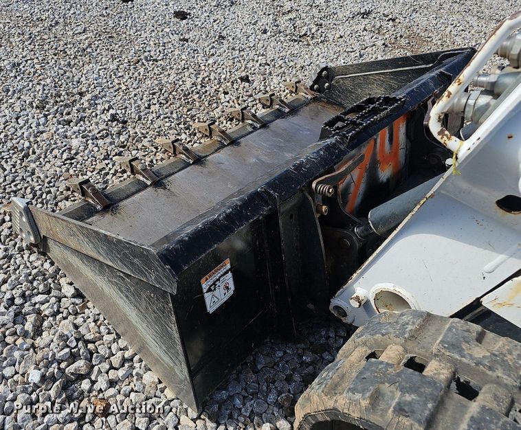 image for item EJ5731 2018 Bobcat  T595 tracked skid steer loader